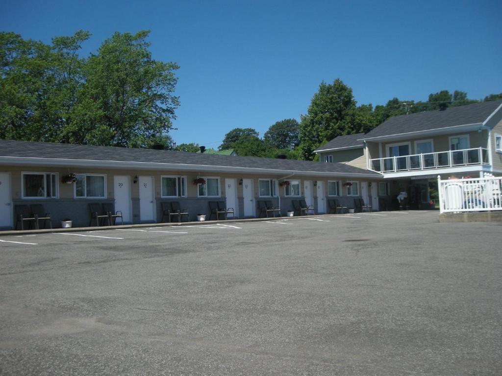 Motel Chevalier 2*